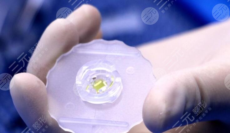 人工晶狀體手術(shù)